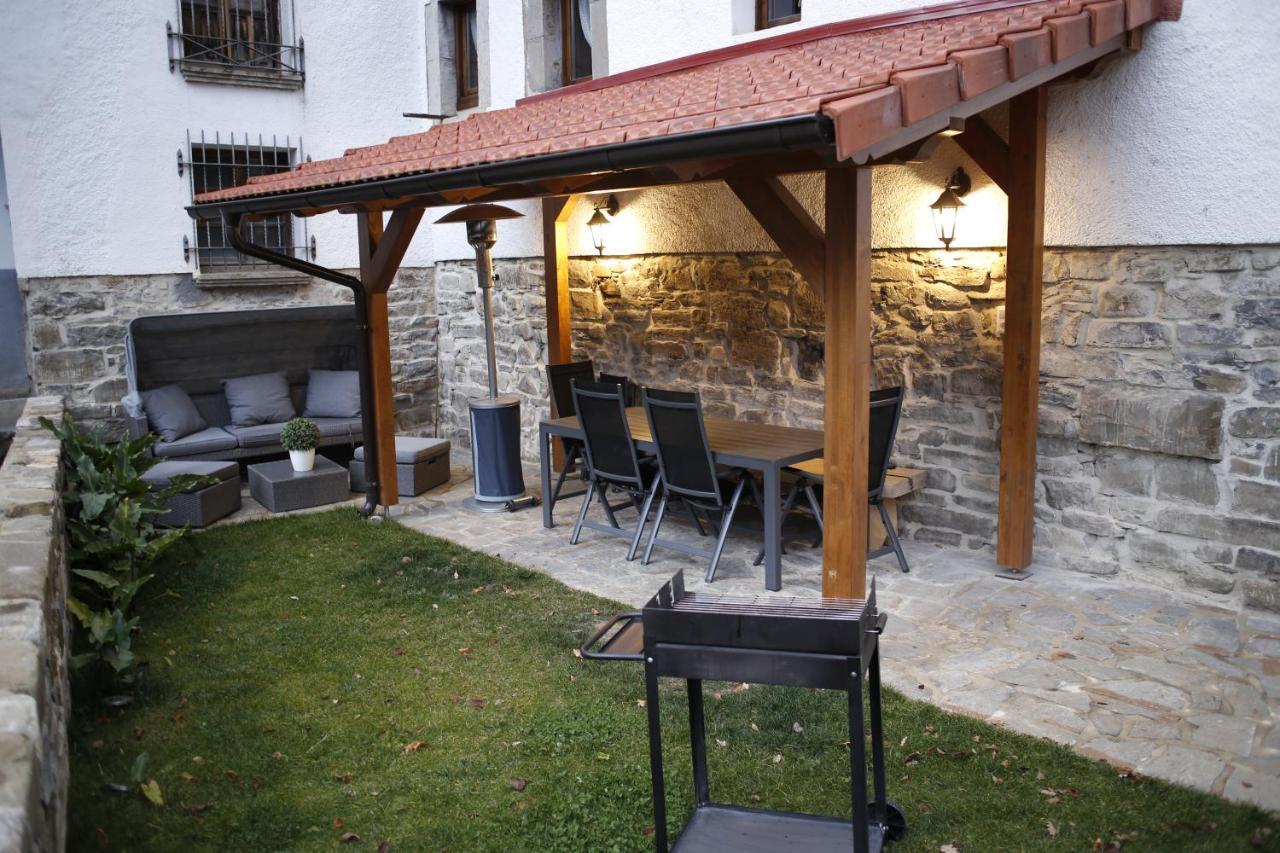 Aizkolarienea Apartment Ochagavía Exterior photo